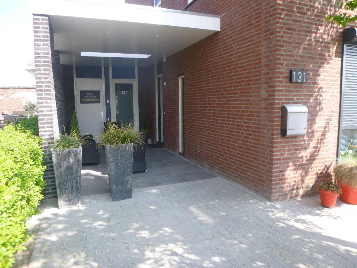 Elvis Presley Private Studio With Kitchen And Airconditioning Goes Eksteriør bilde