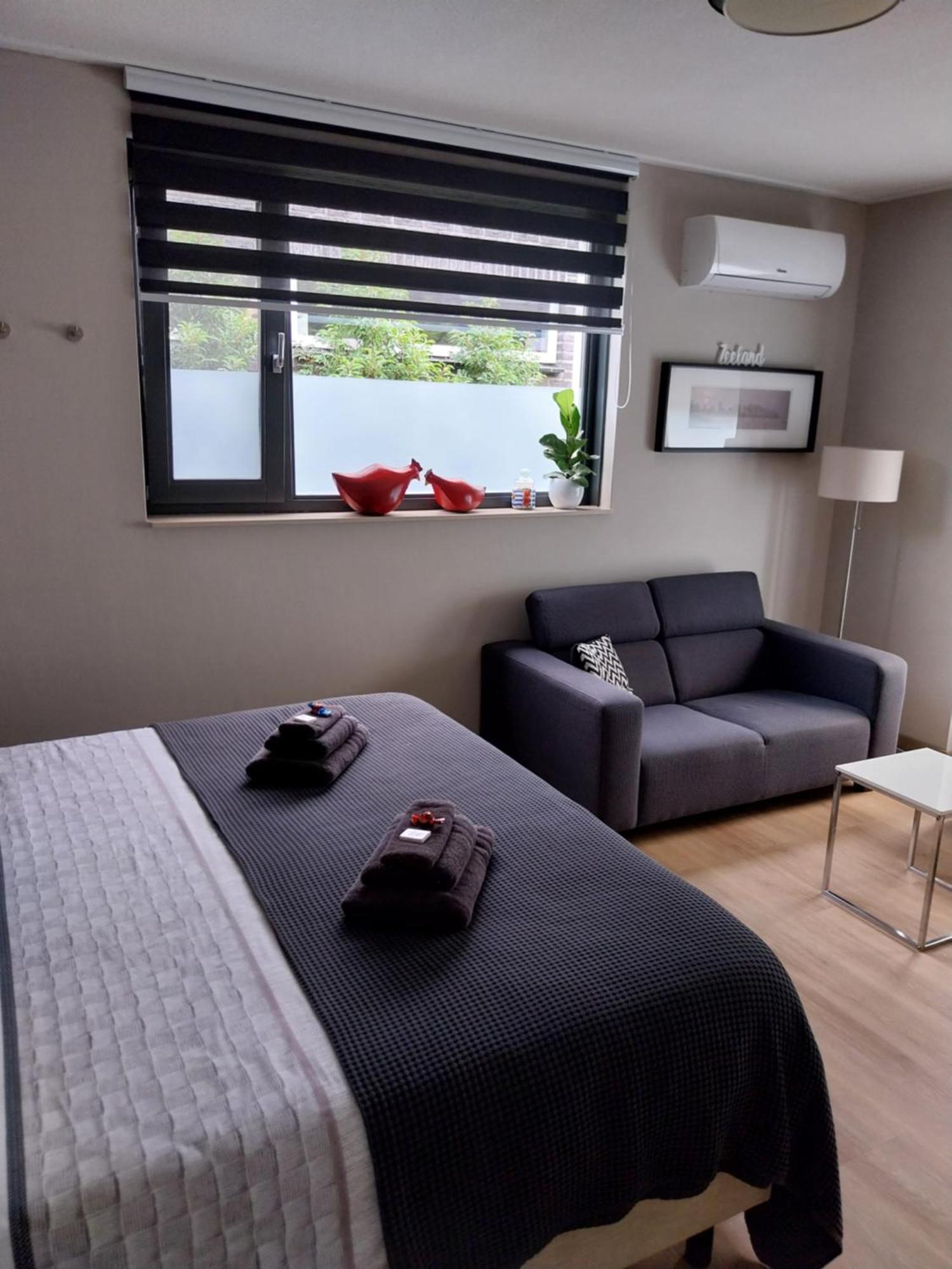Elvis Presley Private Studio With Kitchen And Airconditioning Goes Eksteriør bilde